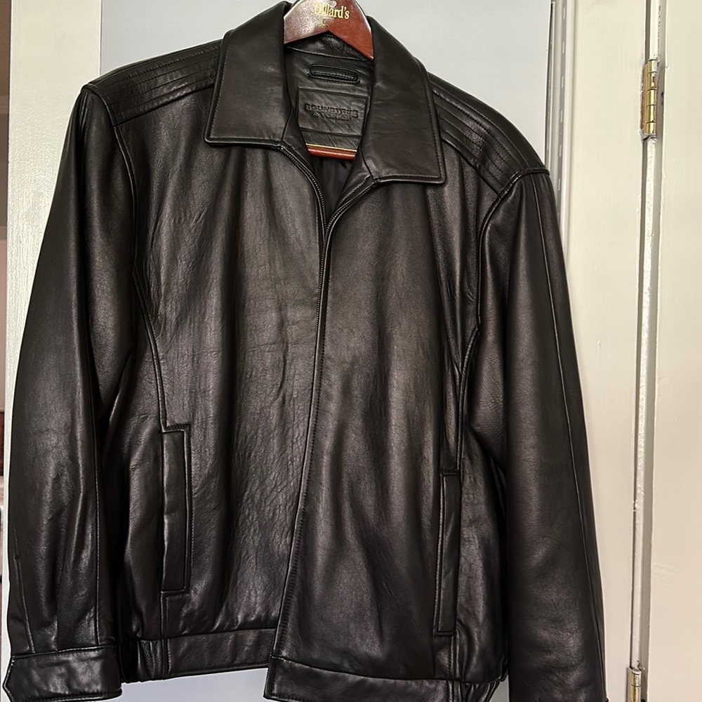 NWT Men’s XL Roundtree & Yorke Lambskin Leather Jacket - NEVER WORN